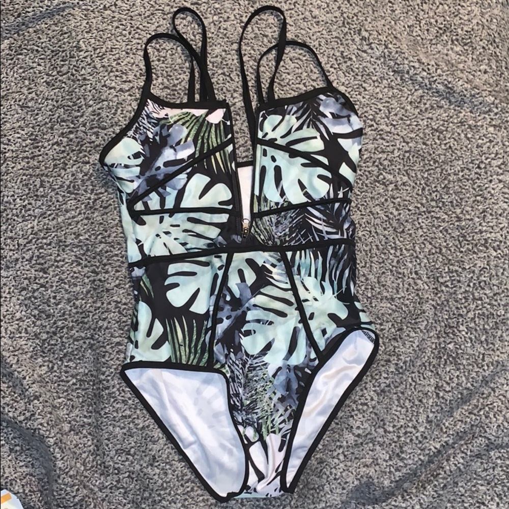 Tropical one piece bathing suit